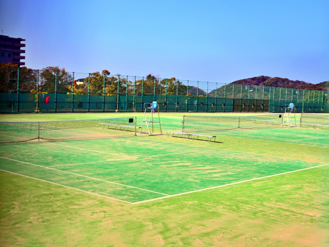 【岡山】夏休み親子ふれあい硬式テニス教室（全5回）【日応寺自然の森スポーツ広場】