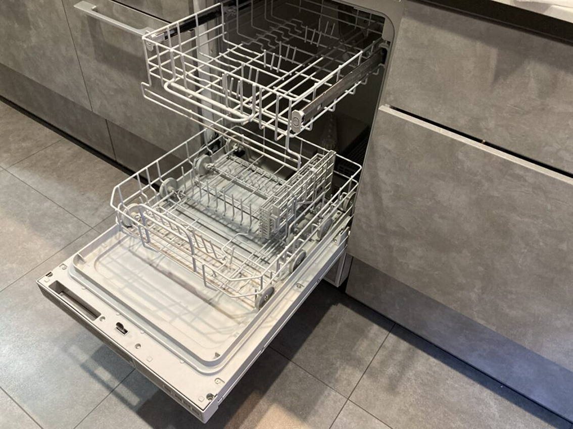 LIXILのフロントオープン食器洗い乾燥機